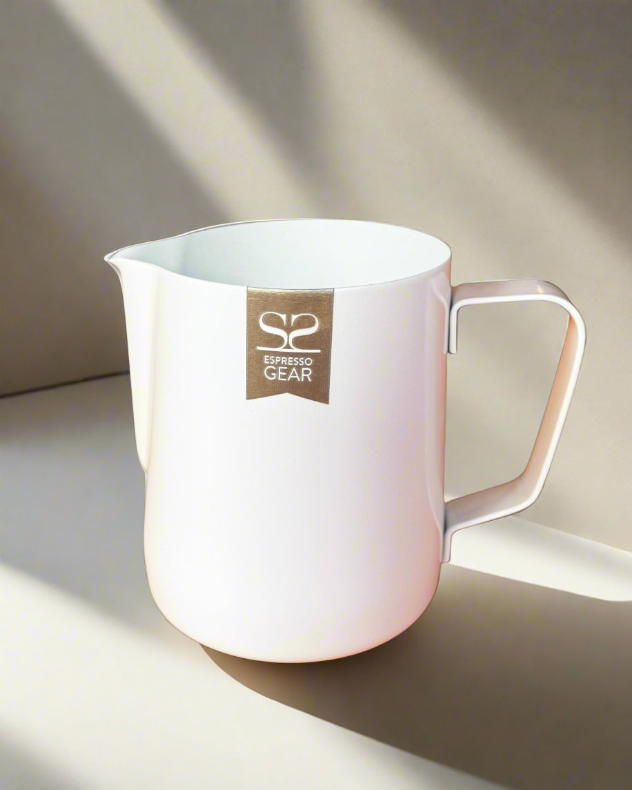 PITCHER WHITE 600ML - ESPRESSO GEAR