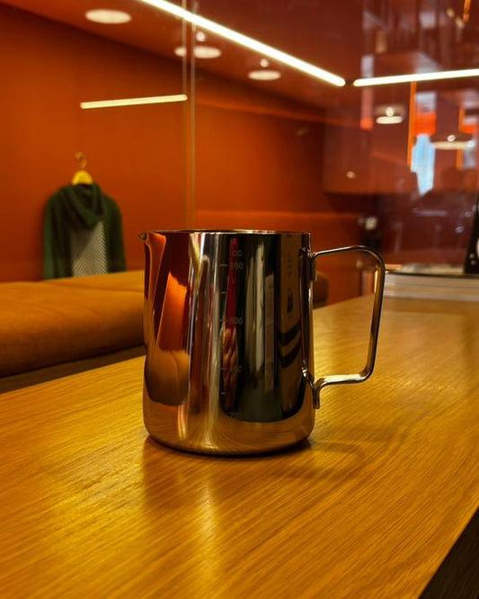 Studio Barista Pitcher 1L