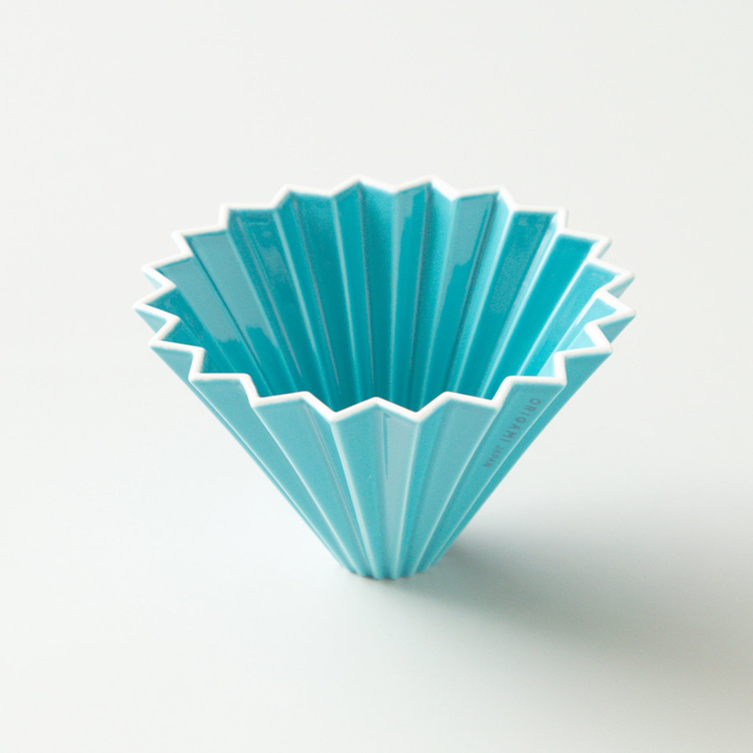 Origami Brewer Dripper Ceramic M 02